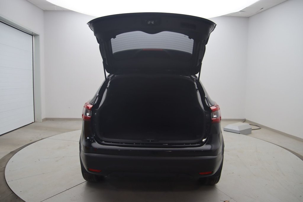 2020 Nissan Qashqai in Baie-Comeau, Quebec - 18 - w1024h768px