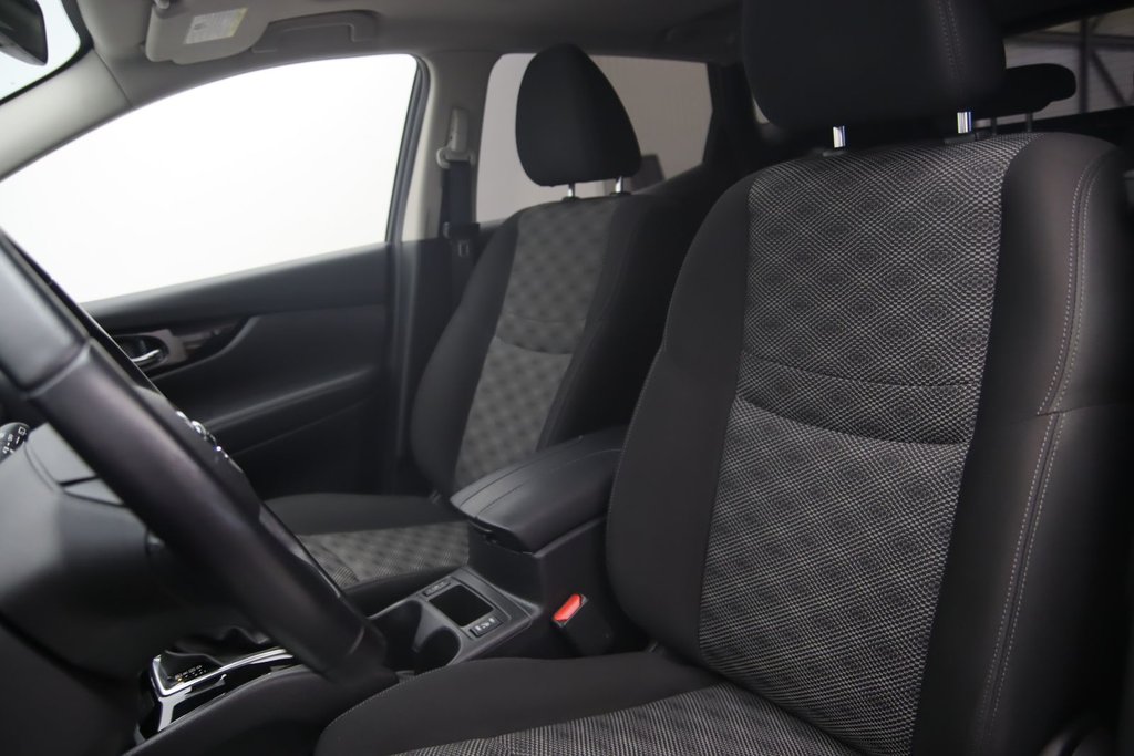 2020 Nissan Qashqai in Baie-Comeau, Quebec - 7 - w1024h768px