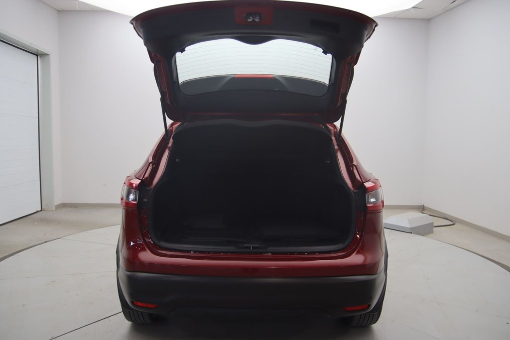 2021 Nissan Qashqai in Sept-Îles, Quebec - 18 - w1024h768px