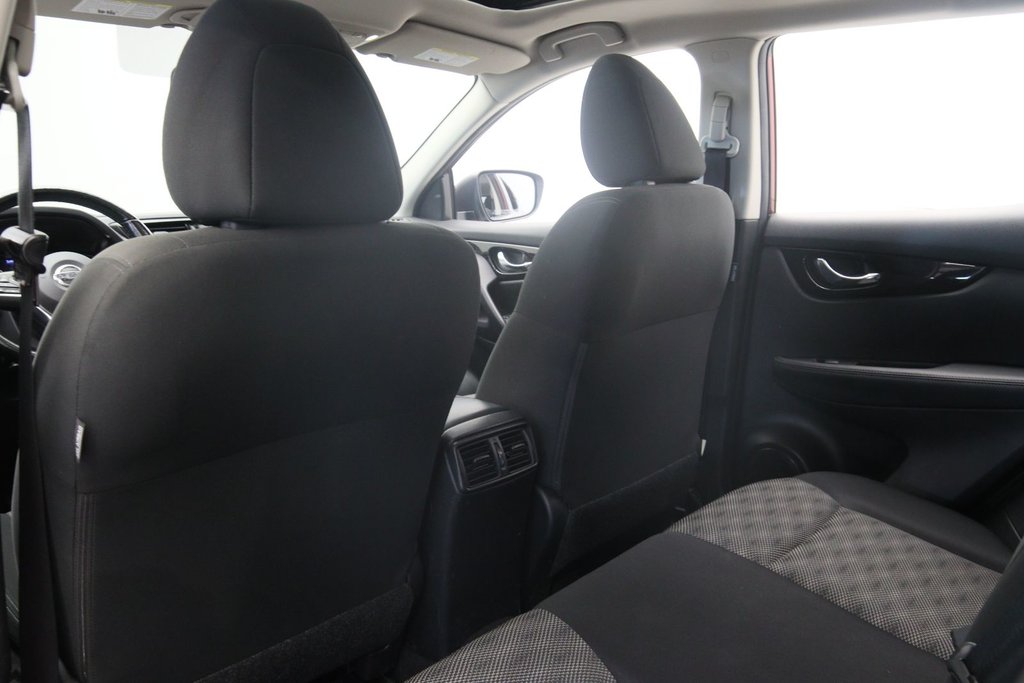2021 Nissan Qashqai in Jonquière, Quebec - 10 - w1024h768px