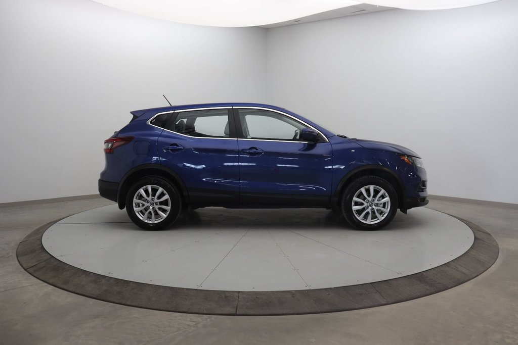 Nissan Qashqai  2023 à Baie-Comeau, Québec - 3 - w1024h768px