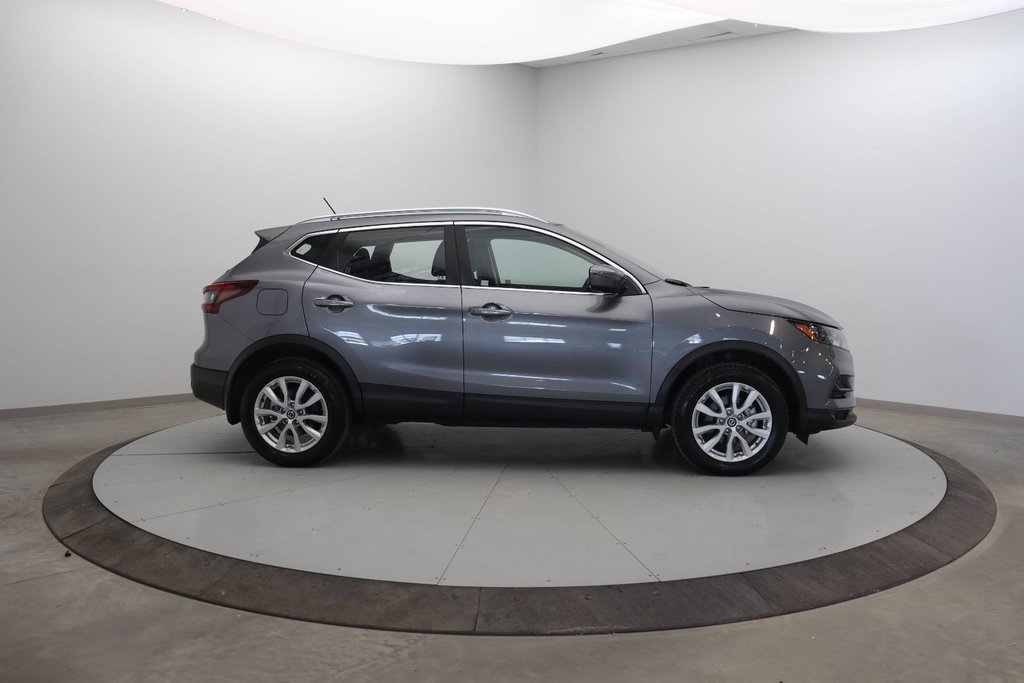 Nissan Qashqai  2023 à Sept-Îles, Québec - 3 - w1024h768px