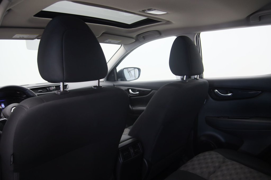 Nissan Qashqai  2023 à Sept-Îles, Québec - 9 - w1024h768px