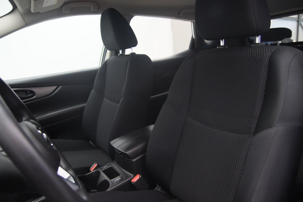 2023 Nissan Qashqai in Sept-Îles, Quebec - 7 - w1024h768px