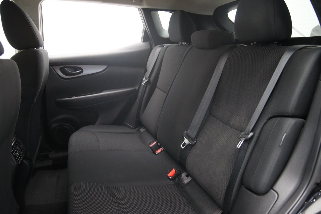 Nissan Qashqai  2023 à Jonquière, Québec - 8 - w1024h768px