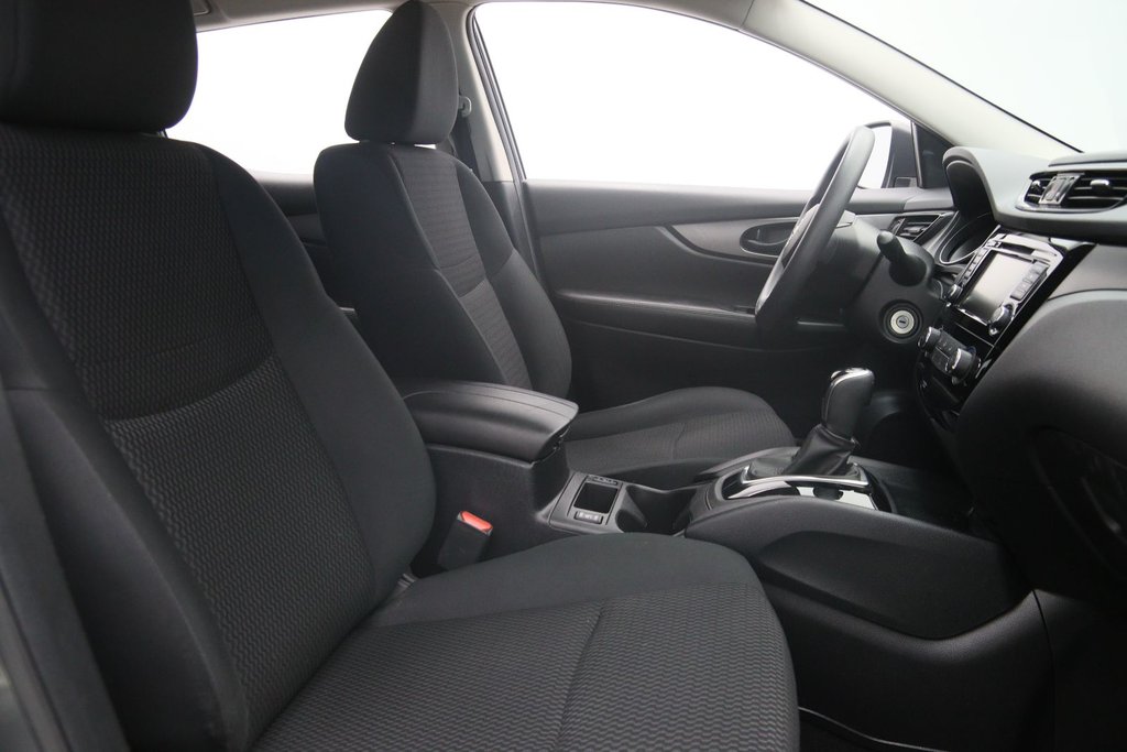 Nissan Qashqai  2023 à Sept-Îles, Québec - 15 - w1024h768px