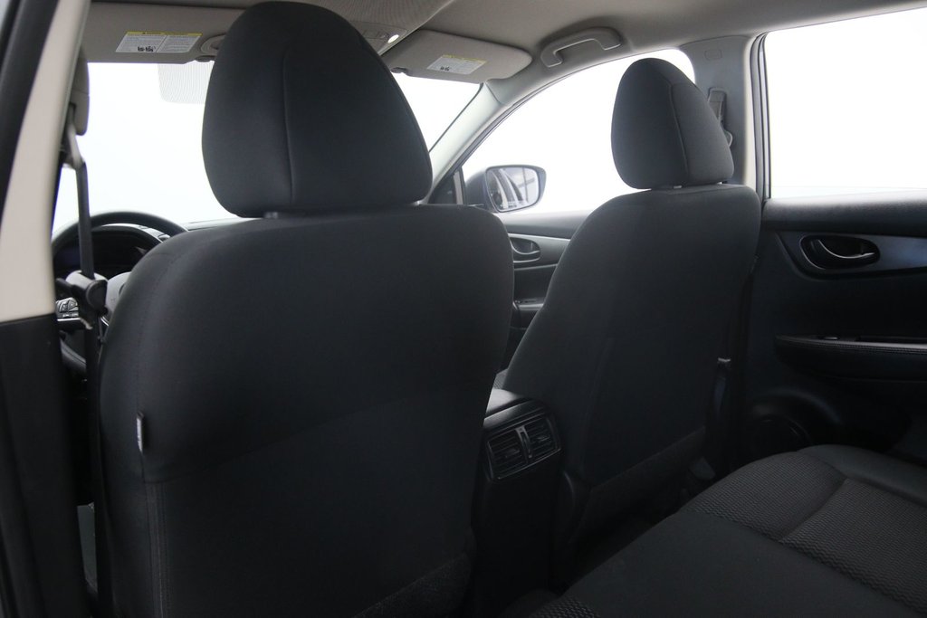Nissan Qashqai  2023 à Sept-Îles, Québec - 9 - w1024h768px