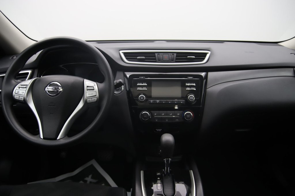 2016 Nissan Rogue in Jonquière, Quebec - 11 - w1024h768px