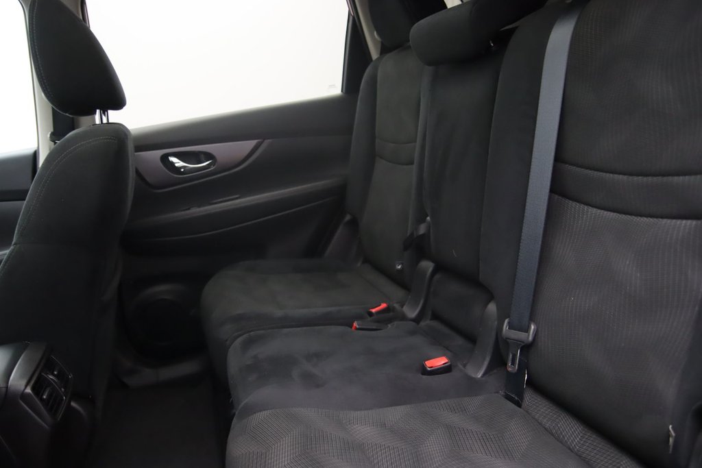 2016 Nissan Rogue in Jonquière, Quebec - 10 - w1024h768px