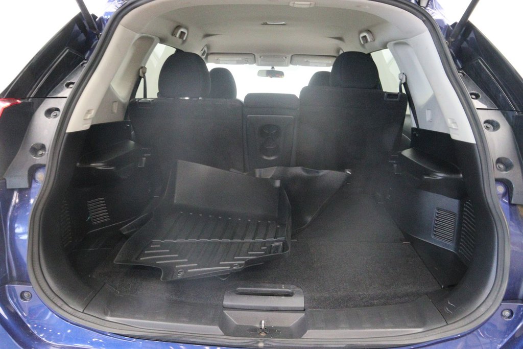 Nissan Rogue  2018 à Baie-Comeau, Québec - 16 - w1024h768px