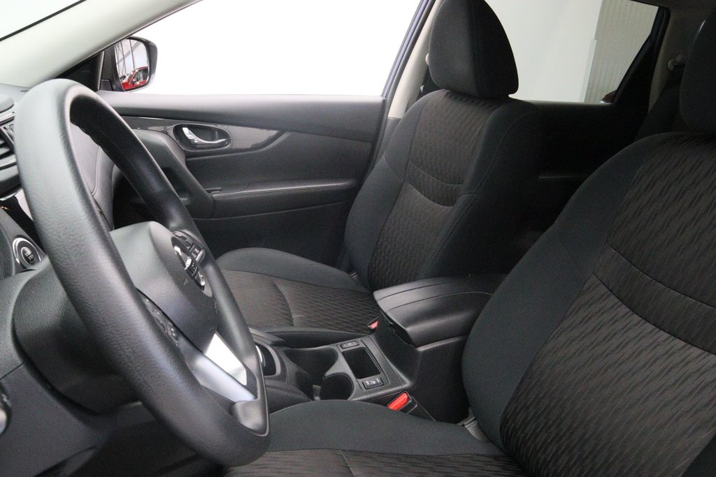 Nissan Rogue  2018 à Baie-Comeau, Québec - 7 - w1024h768px
