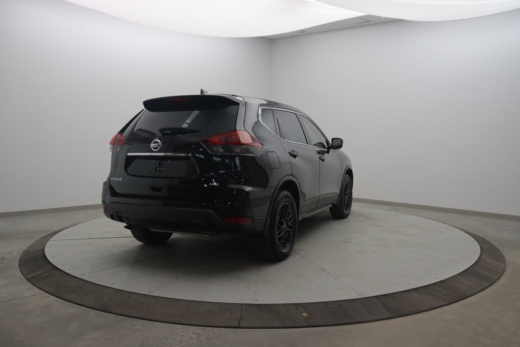 2018 Nissan Rogue in Jonquière, Quebec - 4 - w1024h768px
