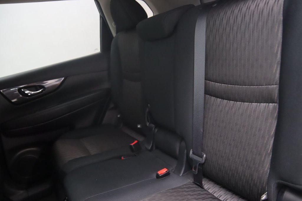 2018 Nissan Rogue in Jonquière, Quebec - 9 - w1024h768px