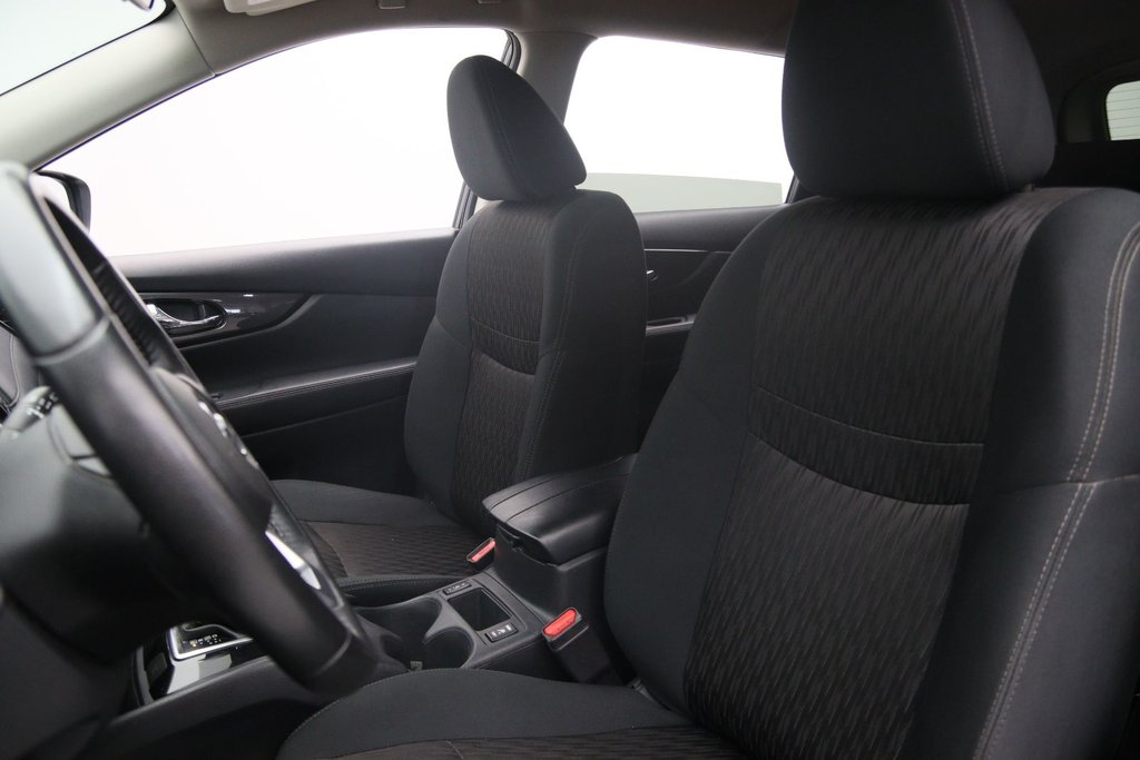 2019 Nissan Rogue in Jonquière, Quebec - 6 - w1024h768px