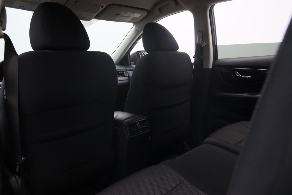 2019 Nissan Rogue in Jonquière, Quebec - 9 - w1024h768px