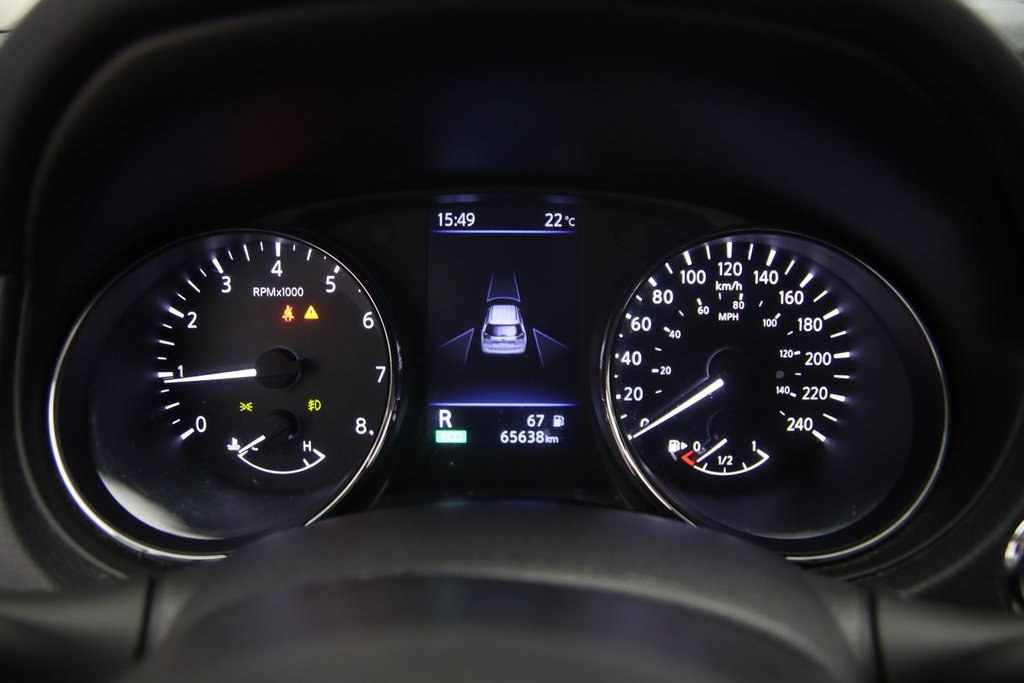 2020 Nissan Rogue in Jonquière, Quebec - 12 - w1024h768px