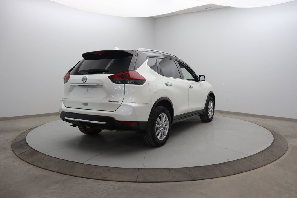 2020 Nissan Rogue in Jonquière, Quebec - 4 - w1024h768px