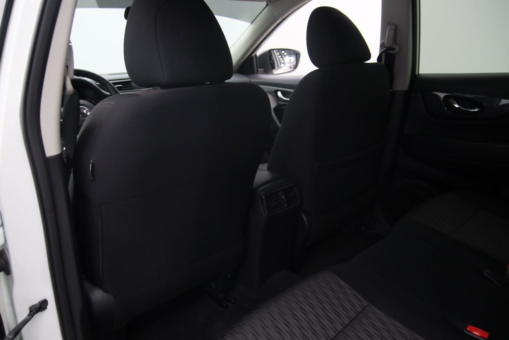 2020 Nissan Rogue in Jonquière, Quebec - 8 - w1024h768px