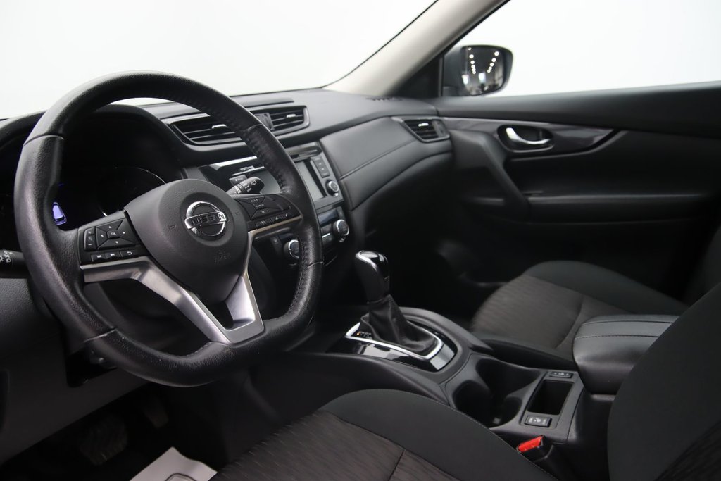 2020 Nissan Rogue S in Jonquière, Quebec - 6 - w1024h768px