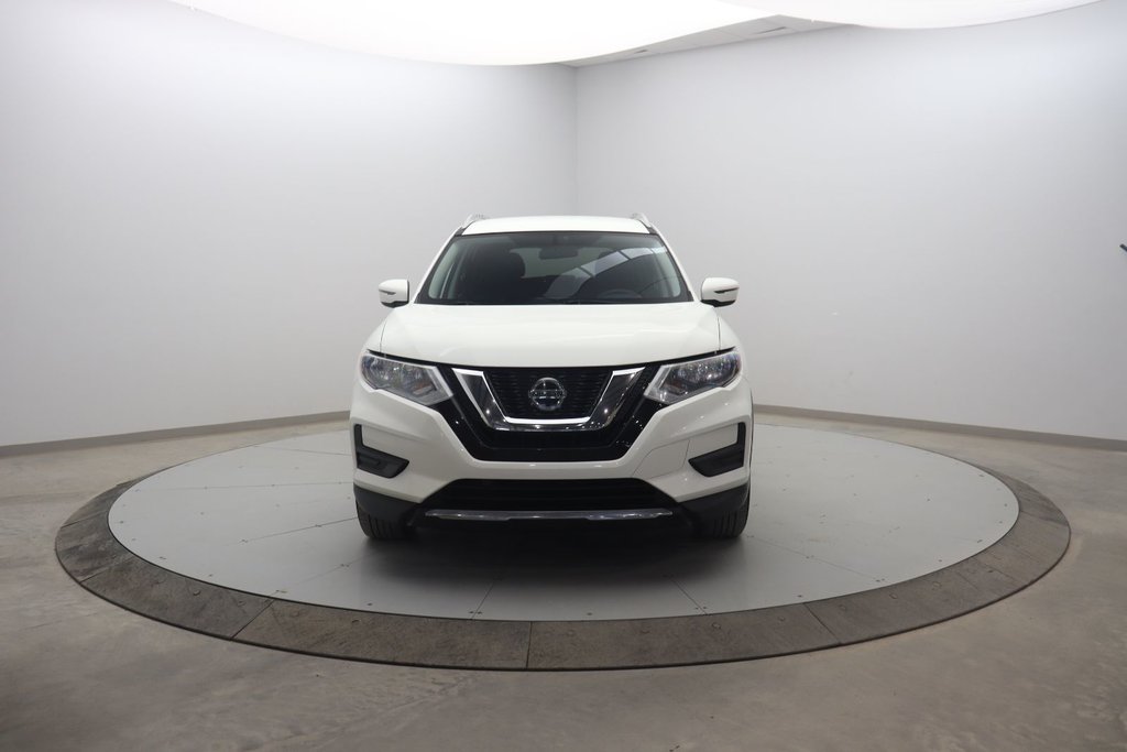 2020 Nissan Rogue in Sept-Îles, Quebec - 2 - w1024h768px