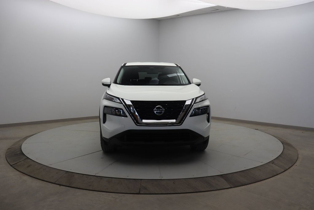 Nissan Rogue  2021 à Jonquière, Québec - 2 - w1024h768px
