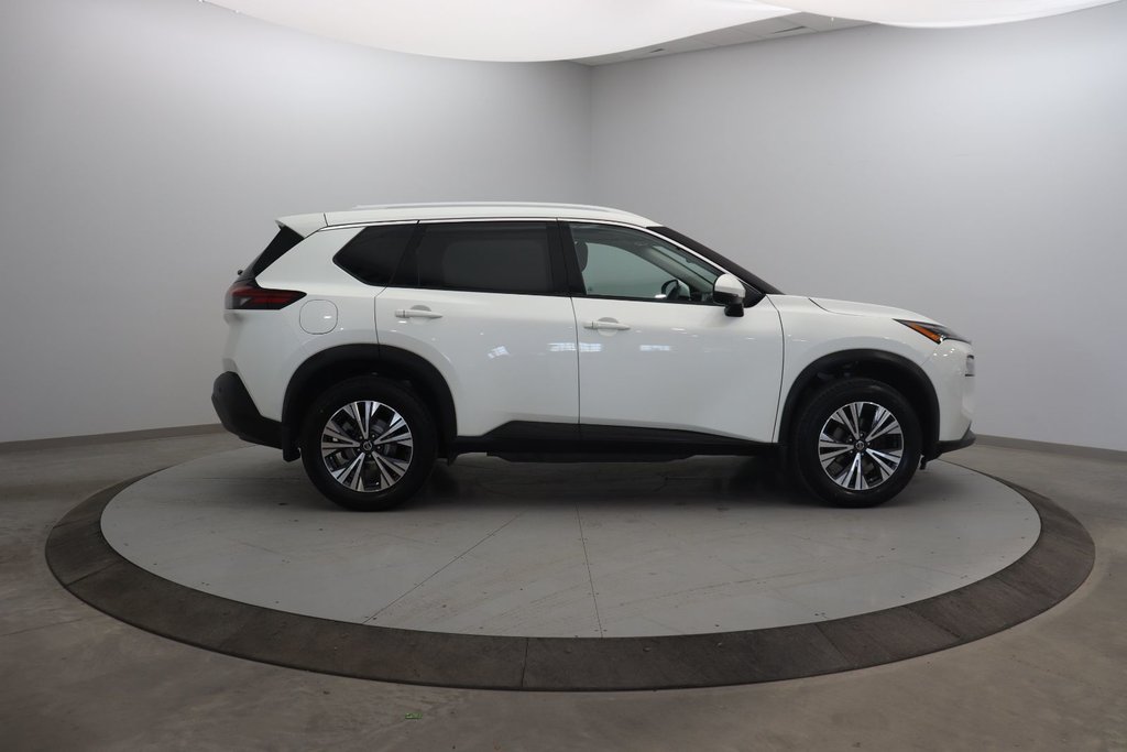 Nissan Rogue  2021 à Baie-Comeau, Québec - 3 - w1024h768px