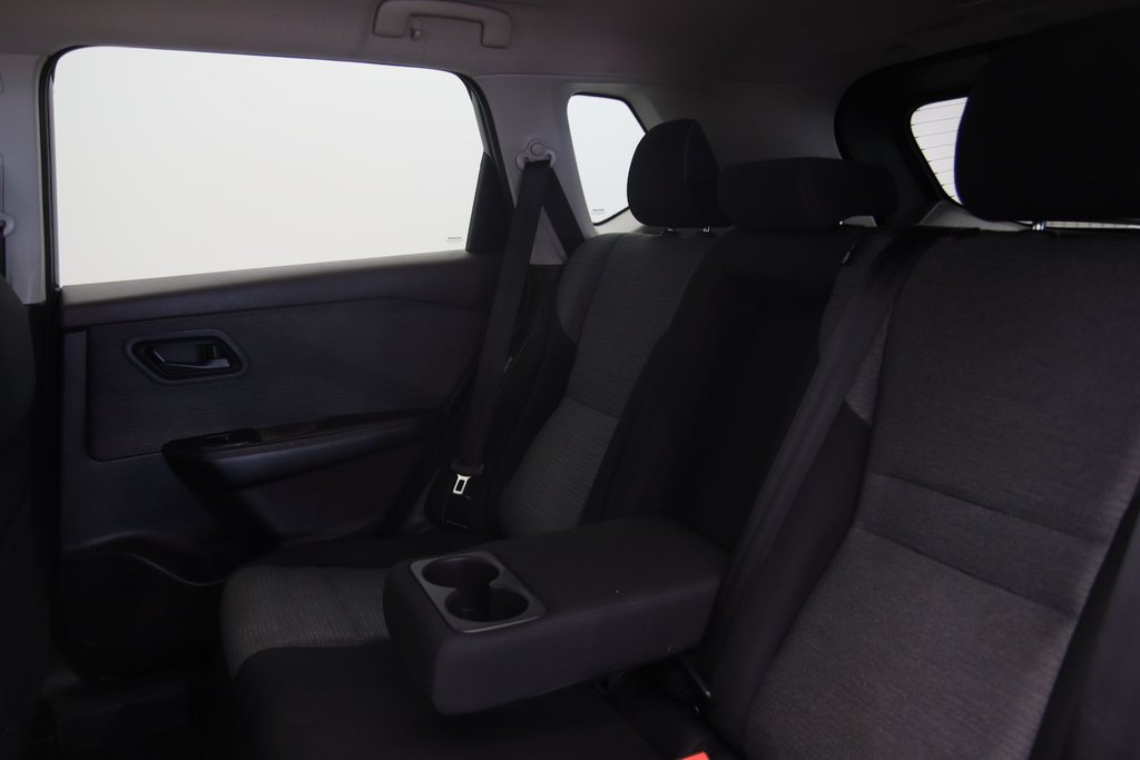 2021 Nissan Rogue in Jonquière, Quebec - 9 - w1024h768px