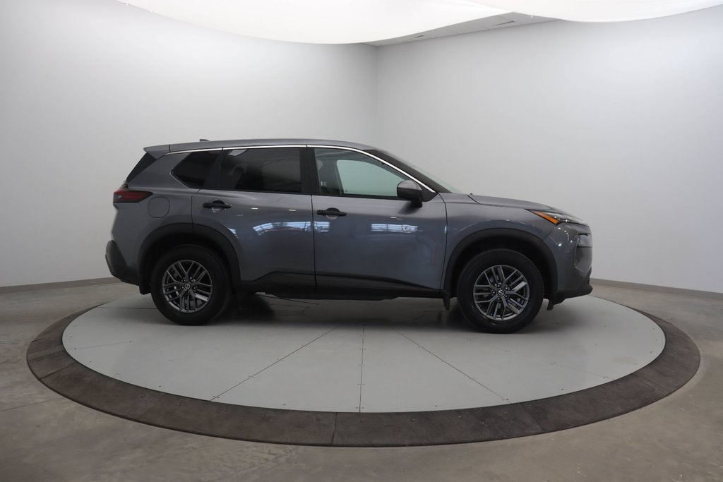 2021 Nissan Rogue in Jonquière, Quebec - 3 - w1024h768px