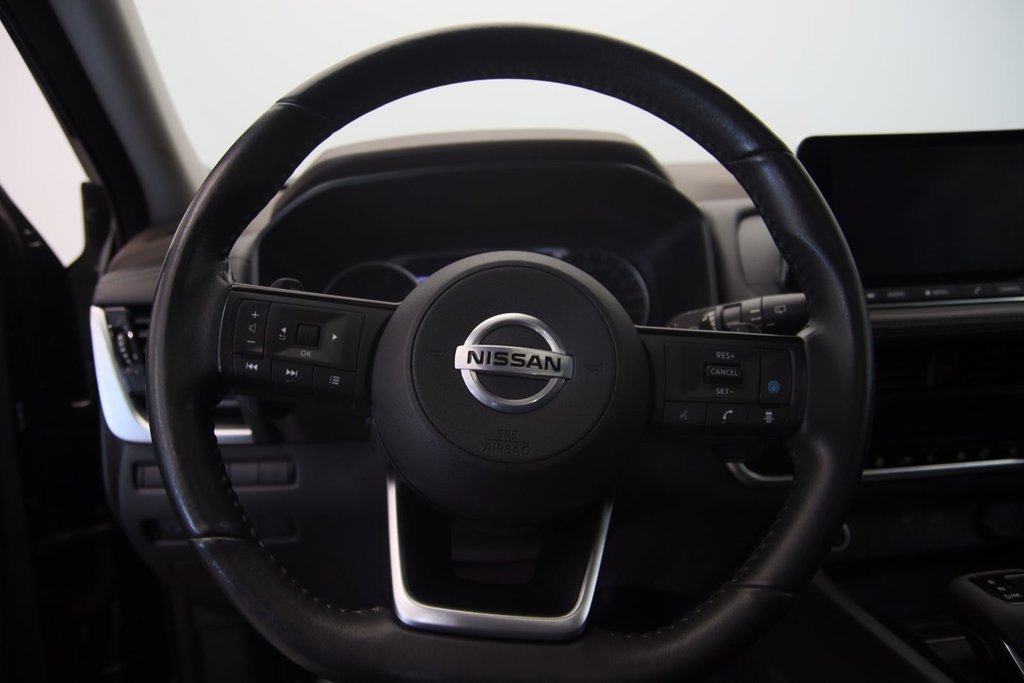 2021 Nissan Rogue in Jonquière, Quebec - 12 - w1024h768px