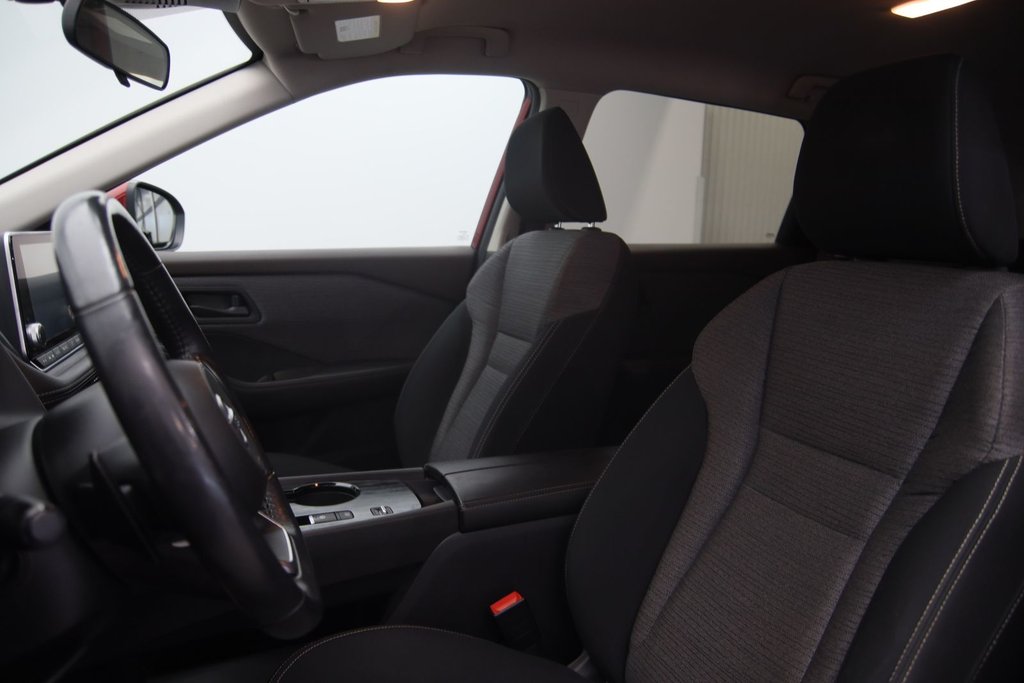 2021 Nissan Rogue in Jonquière, Quebec - 7 - w1024h768px