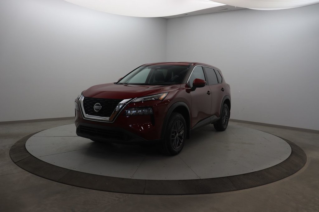 2021 Nissan Rogue in Jonquière, Quebec - 1 - w1024h768px