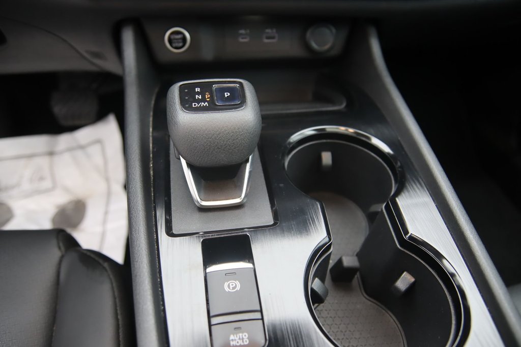 2021 Nissan Rogue in Jonquière, Quebec - 13 - w1024h768px