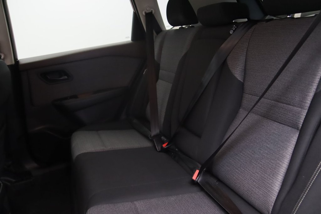 Nissan Rogue  2021 à Sept-Îles, Québec - 9 - w1024h768px