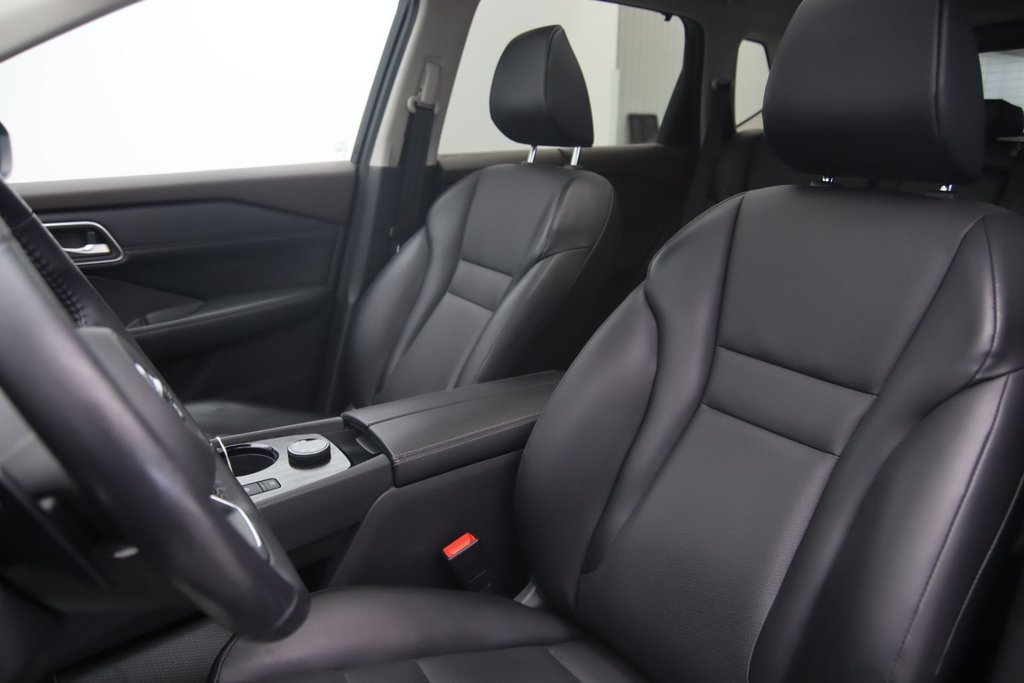 2021 Nissan Rogue SV in Chicoutimi, Quebec - 7 - w1024h768px