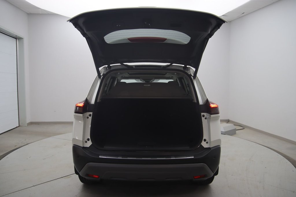 2021 Nissan Rogue SV in Jonquière, Quebec - 18 - w1024h768px