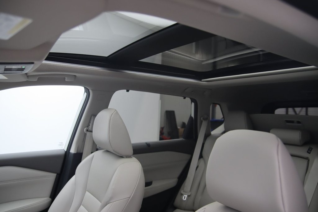 2021 Nissan Rogue SV in Jonquière, Quebec - 8 - w1024h768px