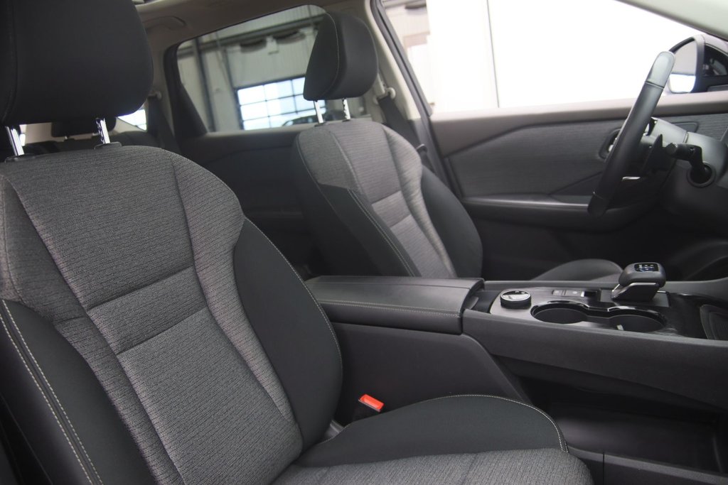 Nissan Rogue  2021 à Jonquière, Québec - 16 - w1024h768px