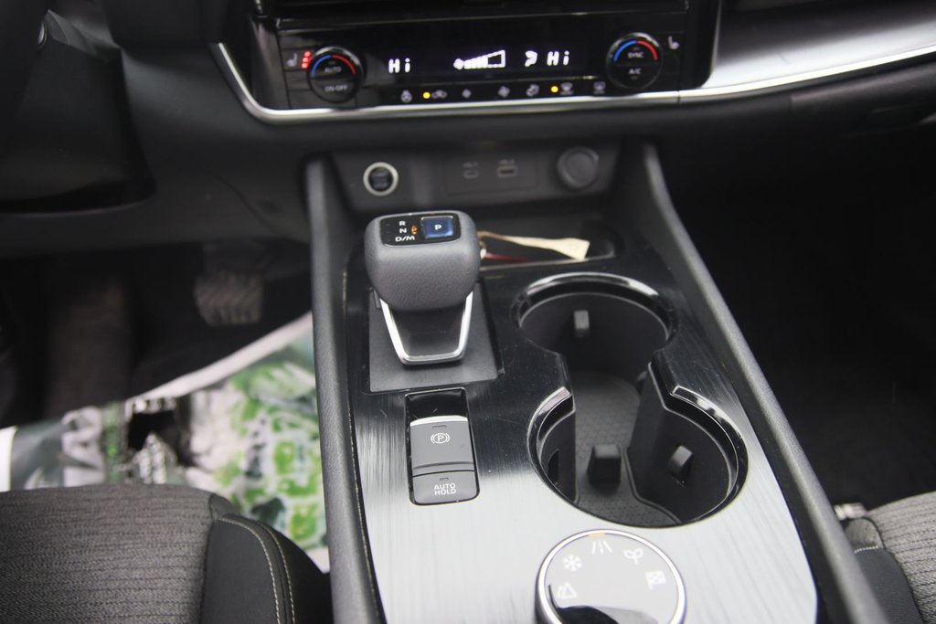 Nissan Rogue  2021 à Jonquière, Québec - 14 - w1024h768px