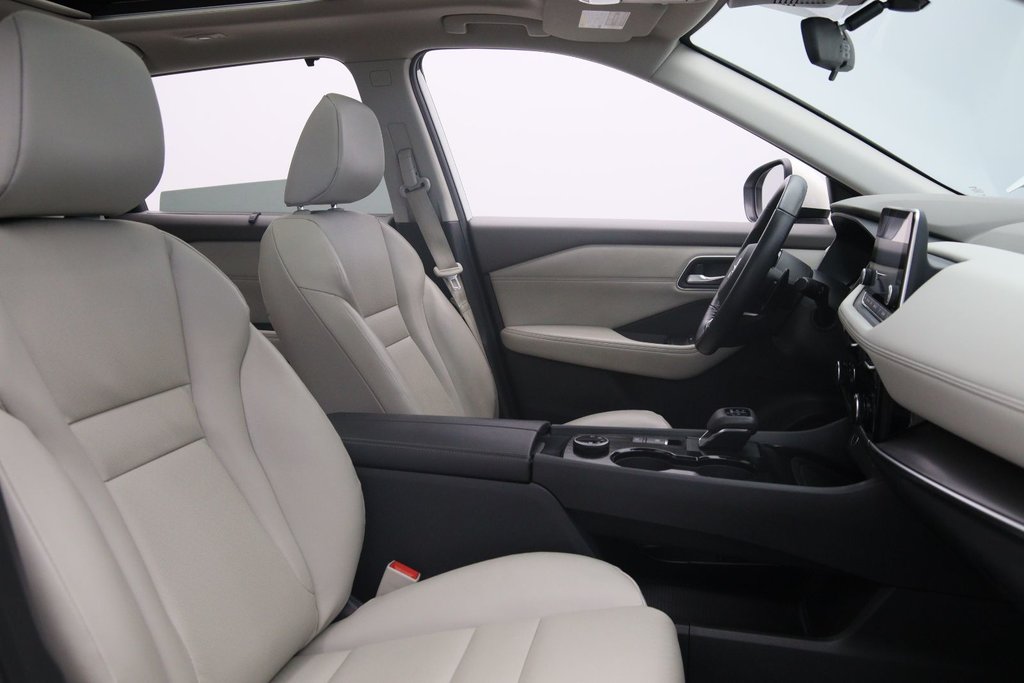 2021 Nissan Rogue SV in Chicoutimi, Quebec - 15 - w1024h768px