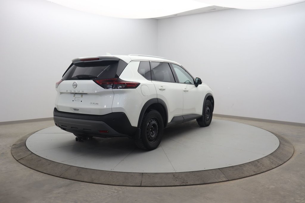 2021 Nissan Rogue SV in Chicoutimi, Quebec - 4 - w1024h768px