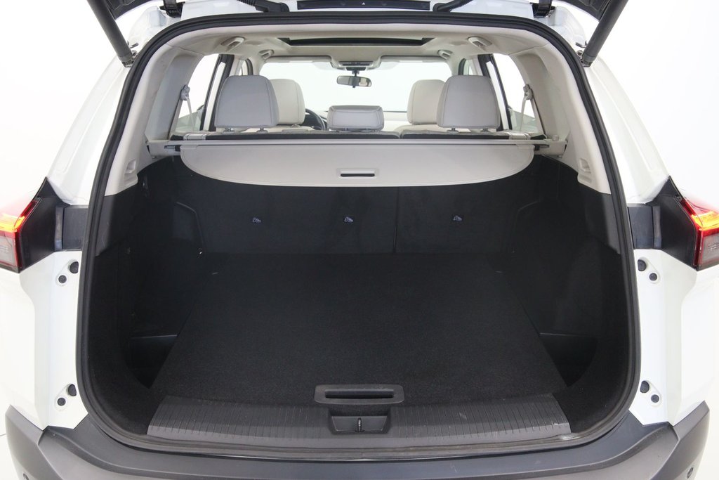 2021 Nissan Rogue SV in Chicoutimi, Quebec - 17 - w1024h768px