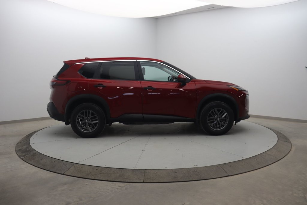 Nissan Rogue S 2021 à Jonquière, Québec - 3 - w1024h768px