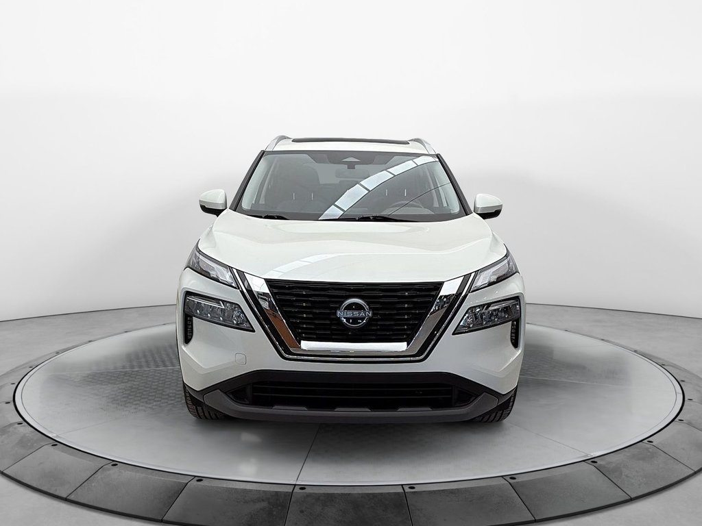 Nissan Rogue  2022 à Sept-Îles, Québec - 2 - w1024h768px