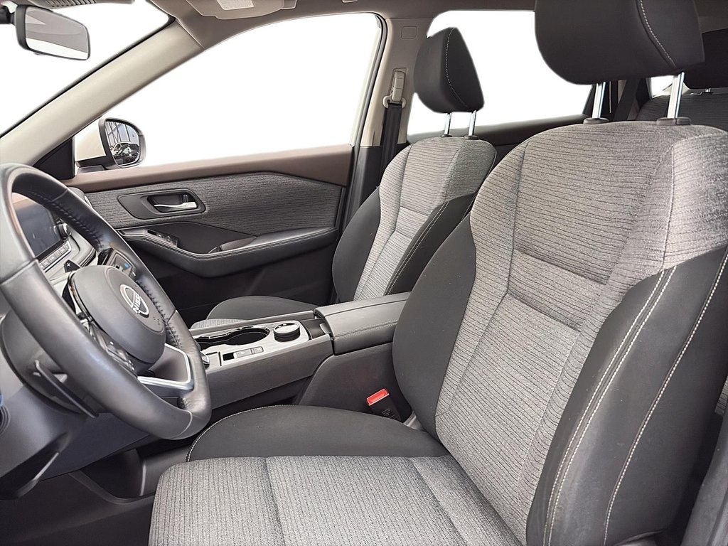 Nissan Rogue  2022 à Sept-Îles, Québec - 6 - w1024h768px