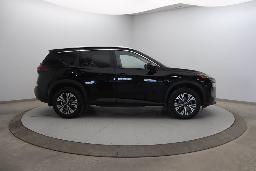 Nissan Rogue  2022 à Sept-Îles, Québec - 3 - w1024h768px
