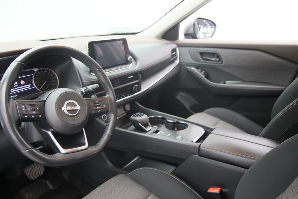 Nissan Rogue  2022 à Jonquière, Québec - 6 - w1024h768px