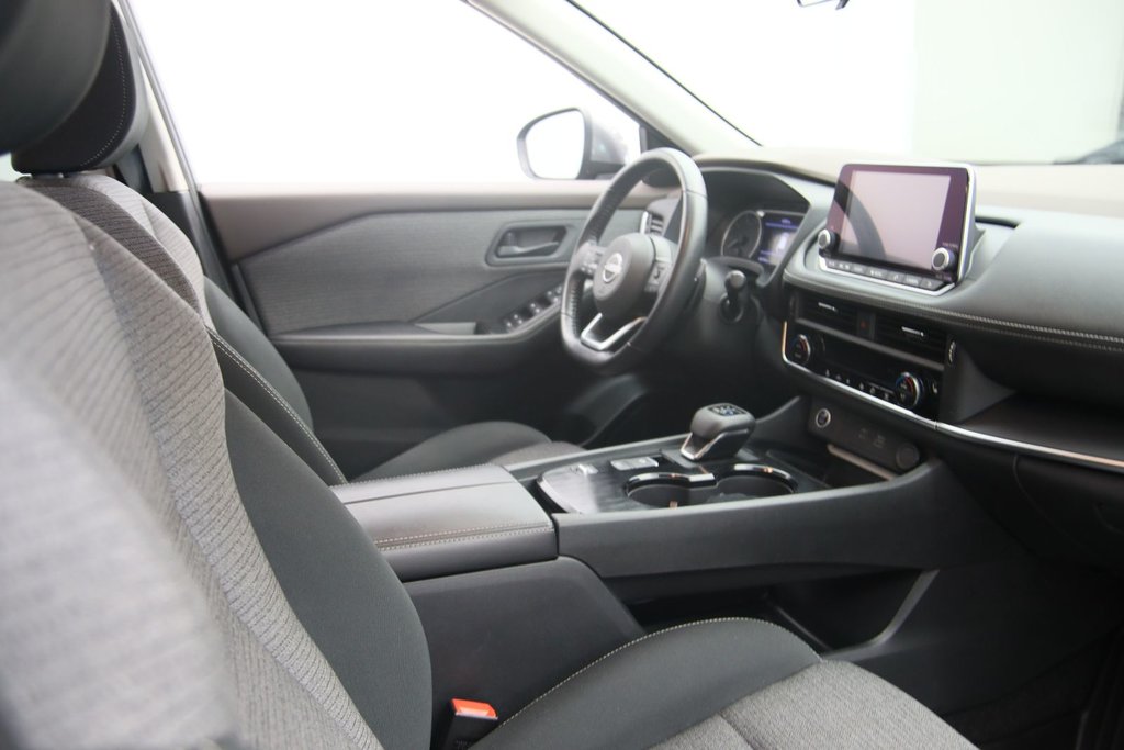 Nissan Rogue  2022 à Jonquière, Québec - 15 - w1024h768px