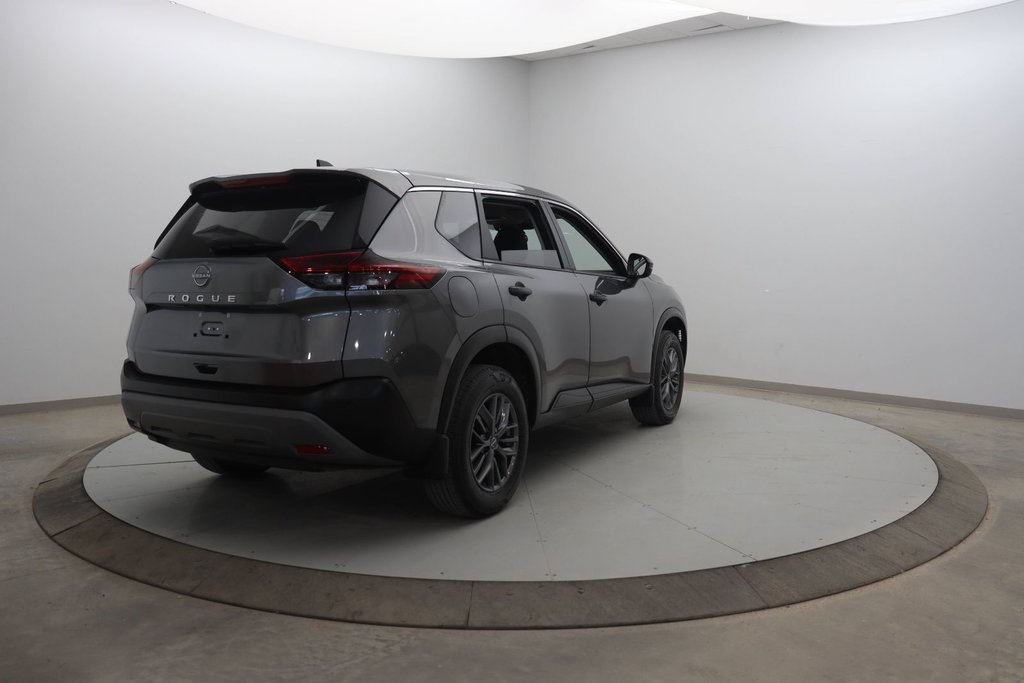 Nissan Rogue  2022 à Jonquière, Québec - 4 - w1024h768px
