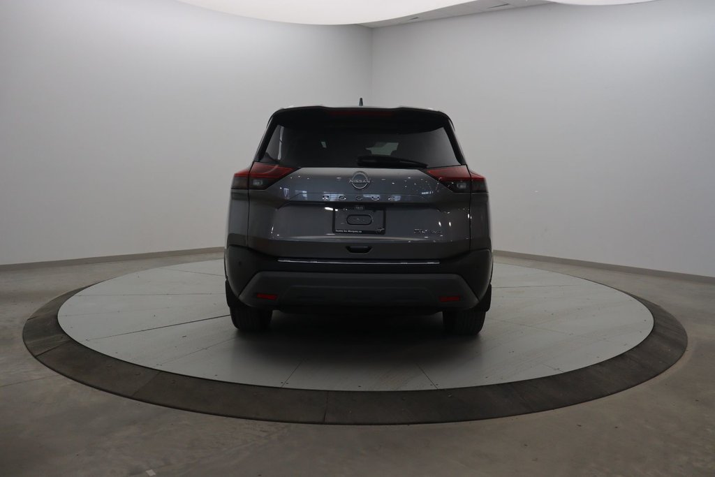 Nissan Rogue SV 2022 à Jonquière, Québec - 5 - w1024h768px