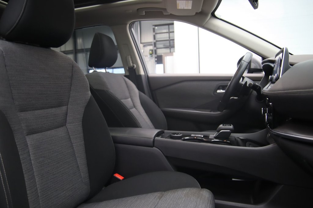Nissan Rogue SV 2022 à Jonquière, Québec - 16 - w1024h768px